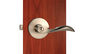 มือประตูหลอดล็อคกุญแจ วัสดุสับสนุนซิงก์ง่ายในการติดตั้ง