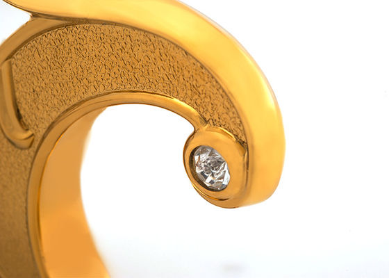 OEM และ ODM ห้องน้ําชุดตกแต่ง Robe Hooks ผงทอง สีเสร็จ